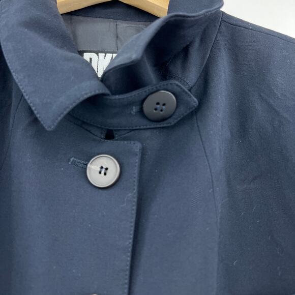 DKNY US 10 Petite Womens Navy Blue Wool Blend Fitted Blazer Jacket 5 Button - Picture 4 of 10